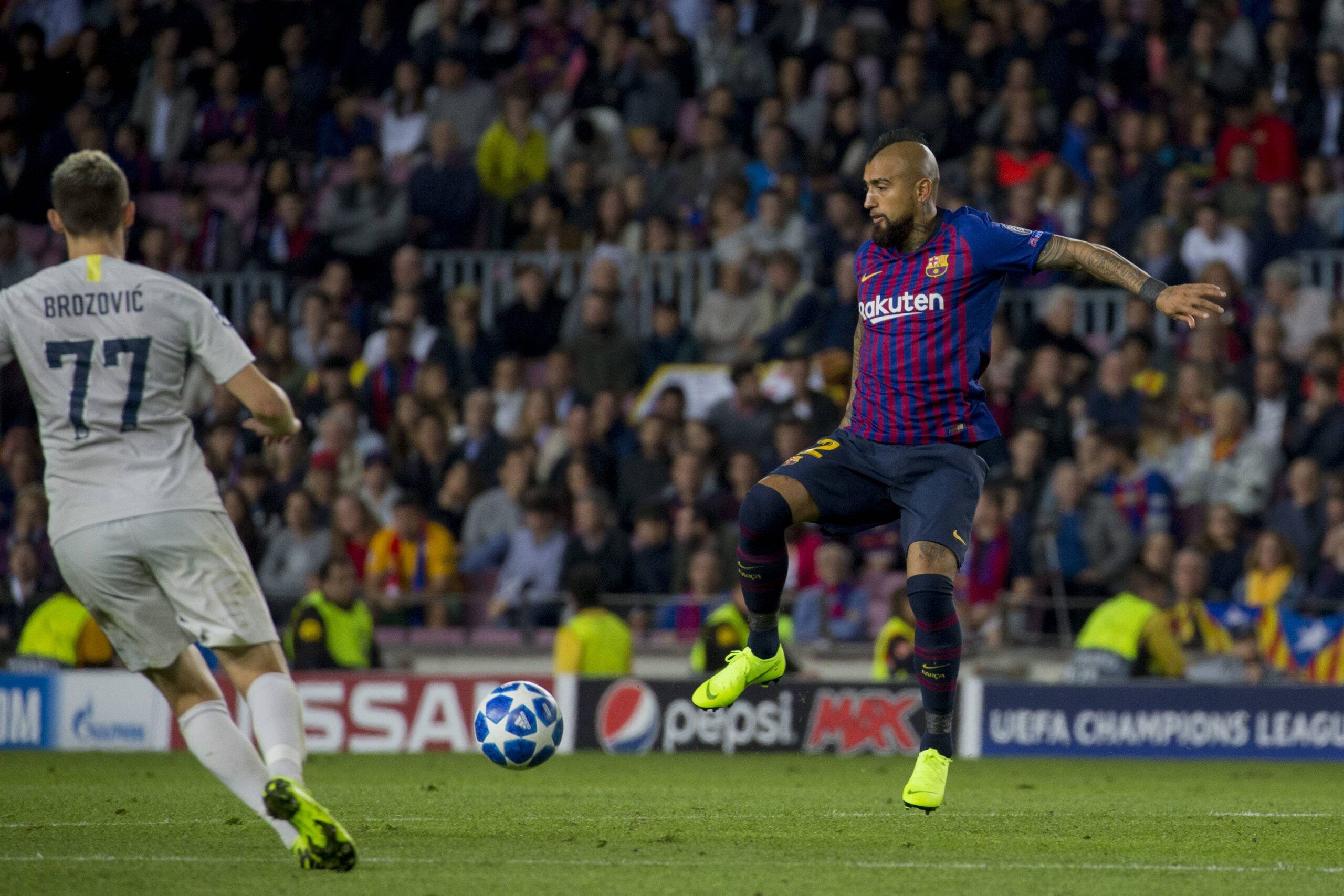 54972f22-arturo-vidal-aton-scaled.jpg
