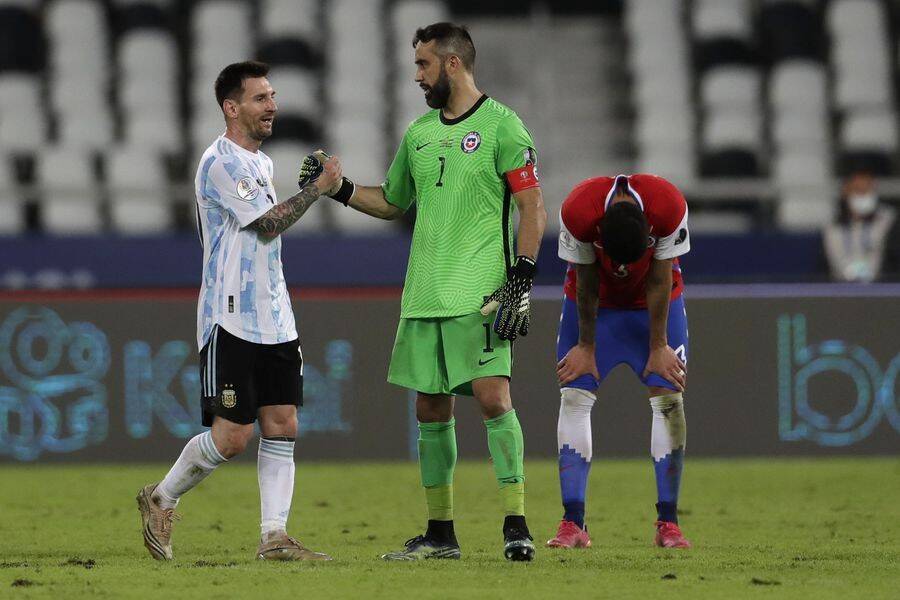 a53b3d16-claudio-bravo.jpeg