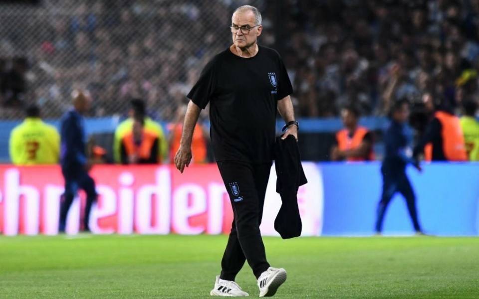 Bielsa-Uruguay.jpg