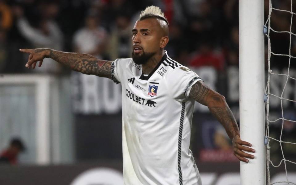 Vidal-Colo-Colo-7.jpg